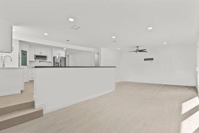 Photo - 10144 Gaviota Ave