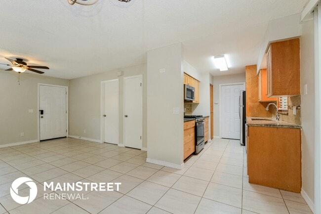 Photo - 650 Rosedale Ave