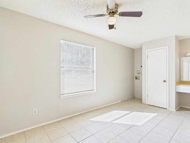 Photo - 295 Billie Dr Unidad 9