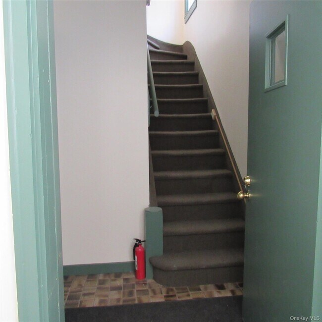 35 Taylor Ave Unit 2
