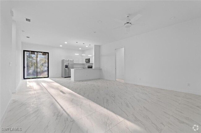 Building Photo - 567 Flamingo Ave S Rental