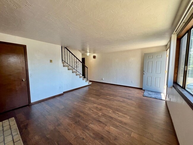 Photo - 2 BD Hawks Prairie Duplex
