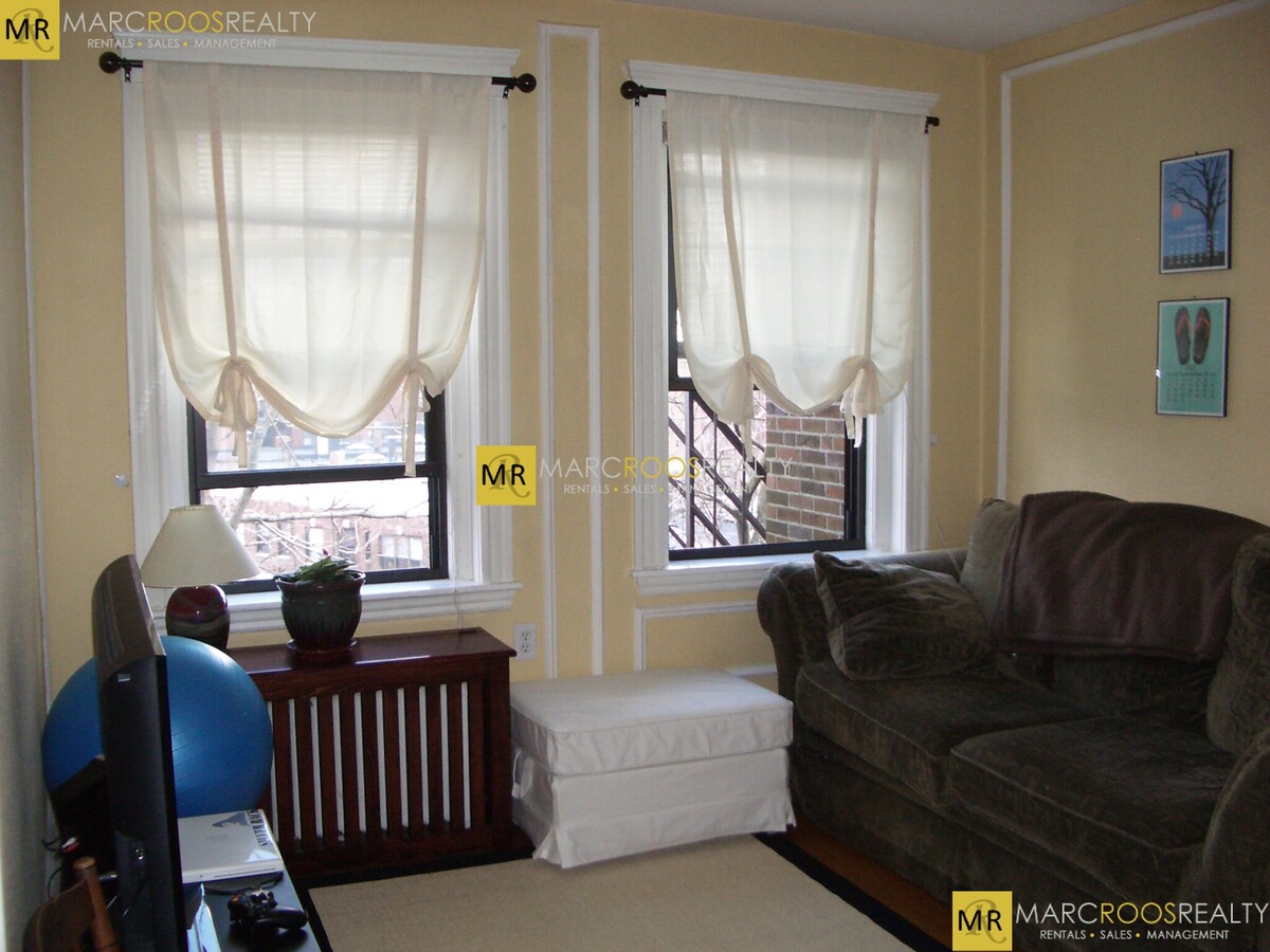 Photo - 1999 Commonwealth Ave Unidad 24 Rental