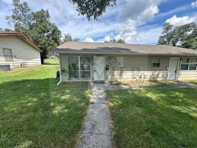 $799 RENT $799 Deposit/ 2 bd / 1 ba Grandv... - $799 RENT $799 Deposit/ 2 bd / 1 ba Grandv... House
