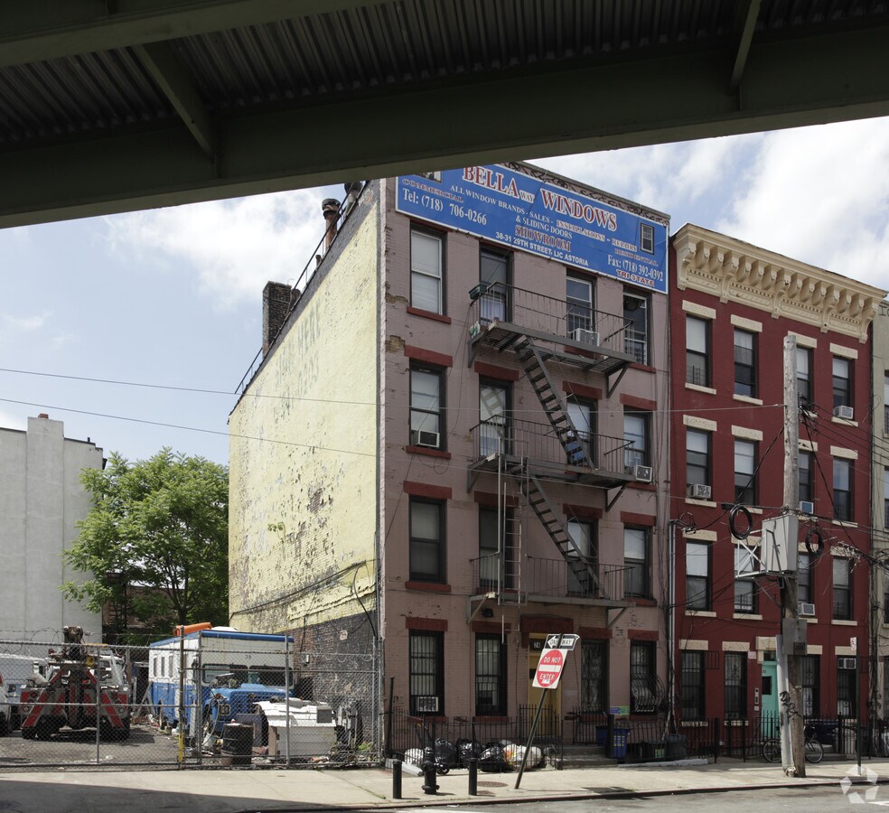 Photo - 74 Nelson St