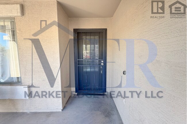 Photo - 4Bed/3Bath House in Avondale w/ Pool! Ready for Immediate Move In!