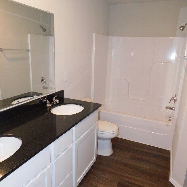 Photo - Beautiful 3 bedroom home in south Fayetteville!