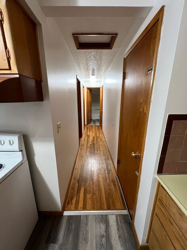 Photo - 311-315 E Fairview Unidad 315