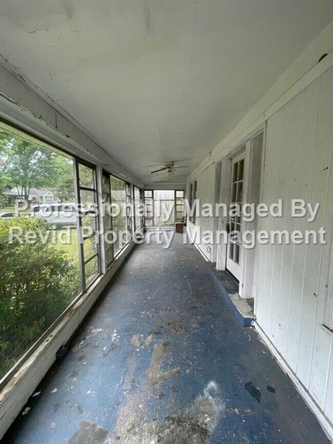 Photo - 2 bedroom Home near U of M