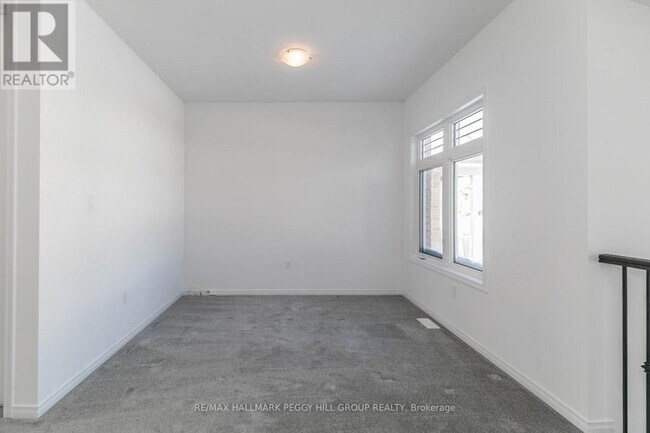 Photo - 98 Isabella Dr