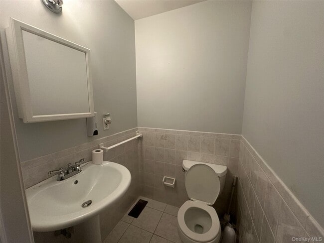 Photo - 440 Highland Ave