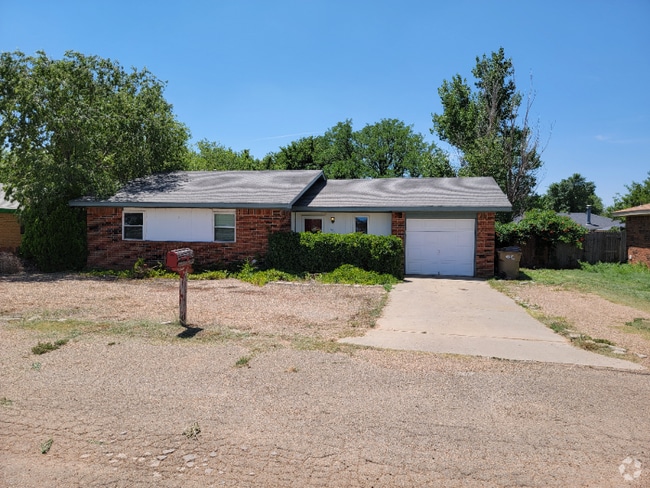 Building Photo - 68 Hunsley Rd Rental