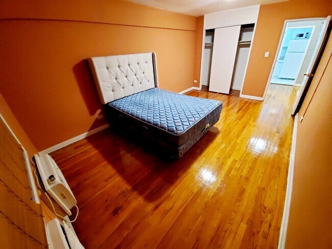 Photo - 4265 Kissena Blvd