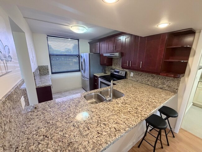 Photo - 1514 Whitehall Dr Unit 206