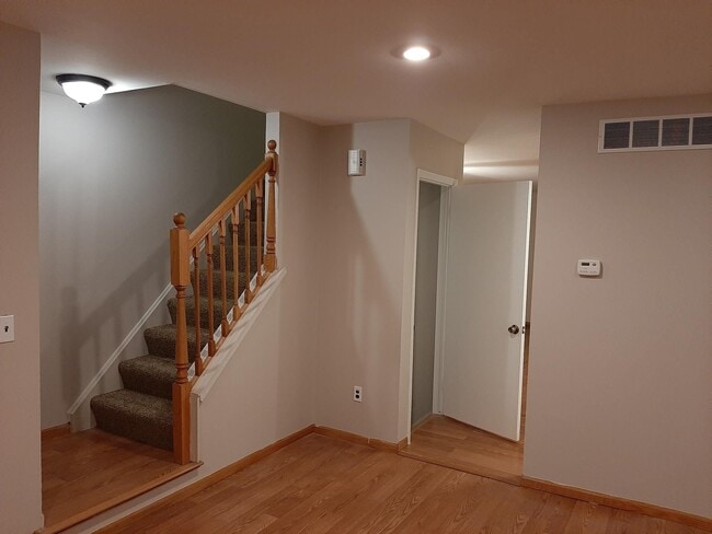 Photo - 38177 Jamestown Dr