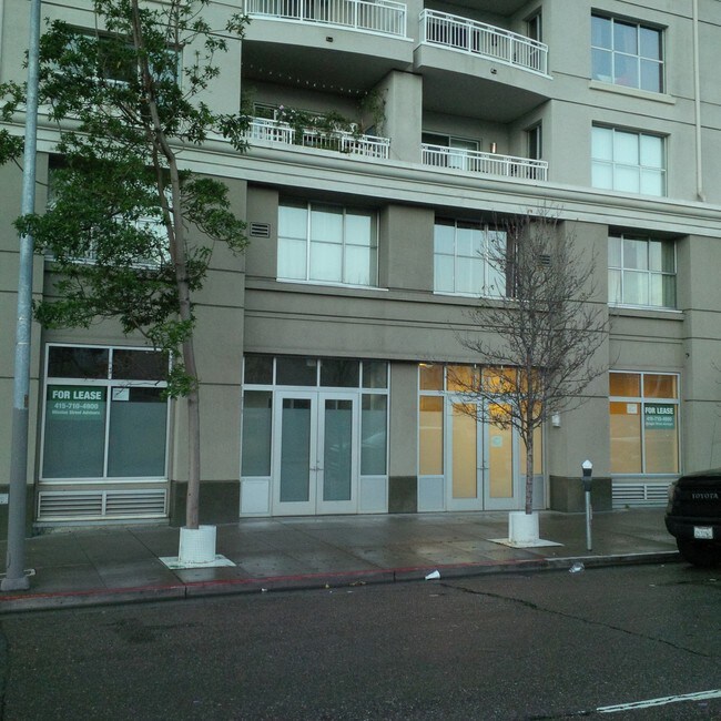 Photo - 140-148 S Van Ness Ave