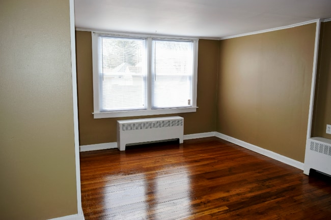 Photo - 6 Newton St Apartamento Unidad Upstairs