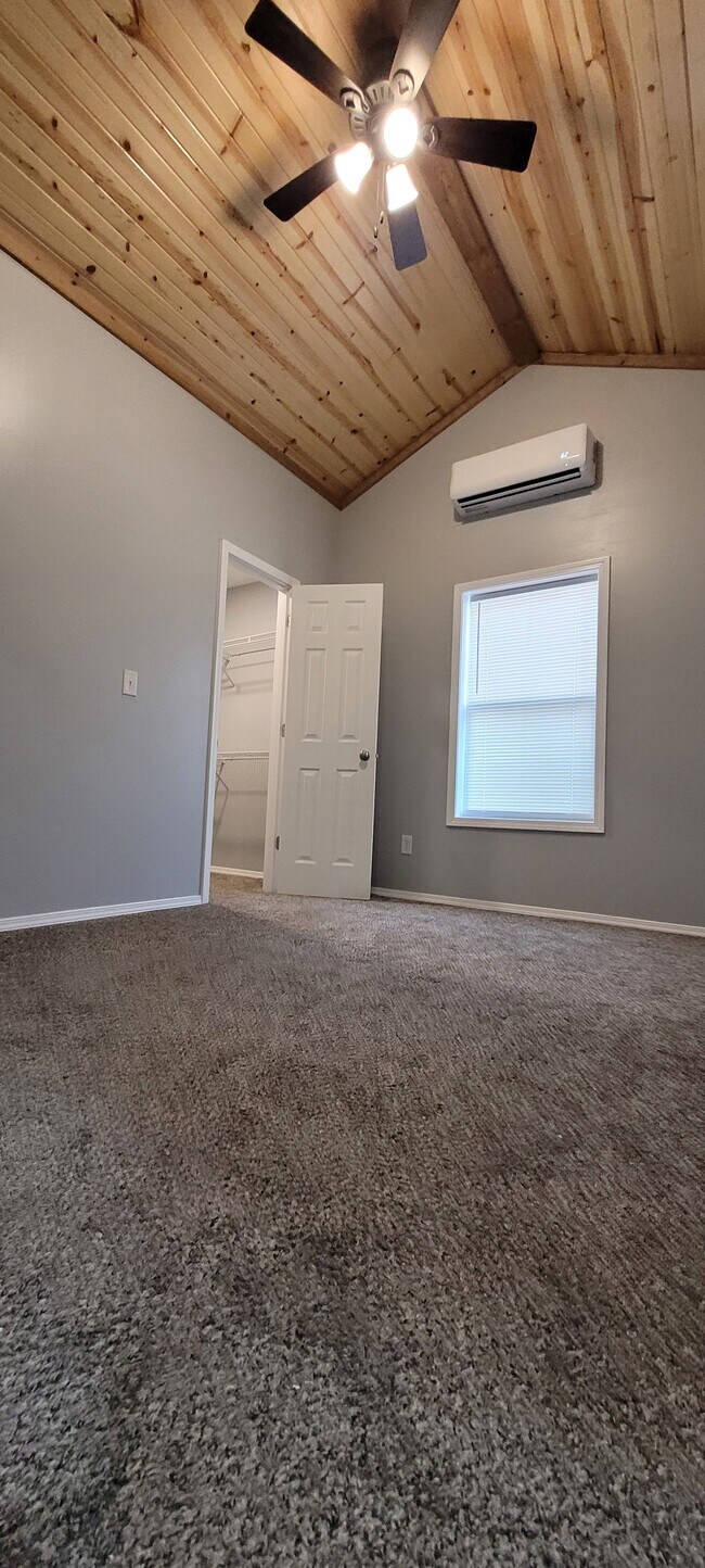 Photo - 1708 West 2nd St N (Ground Floor) Unit 1