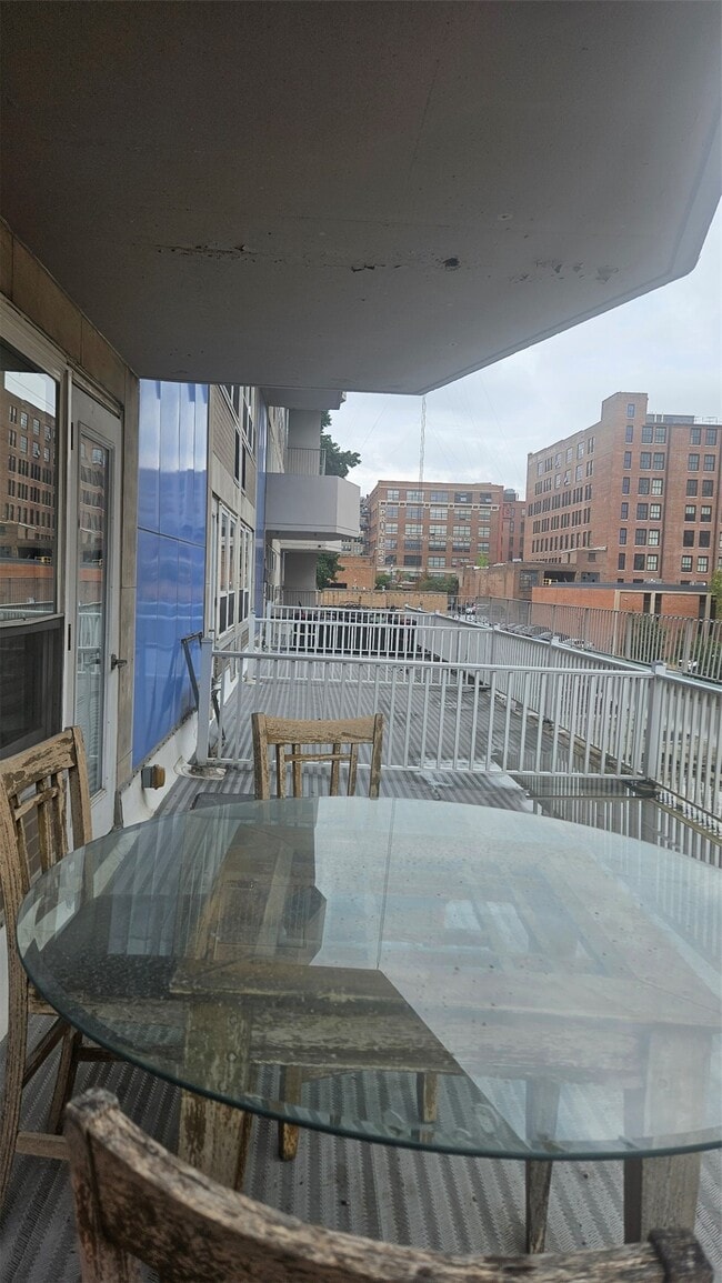 210 N 17th St Unit 212