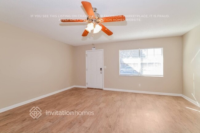 Photo - 990 Vincent Dr