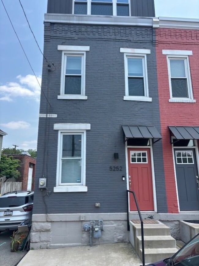 Building Photo - Beautiful Home for Rent