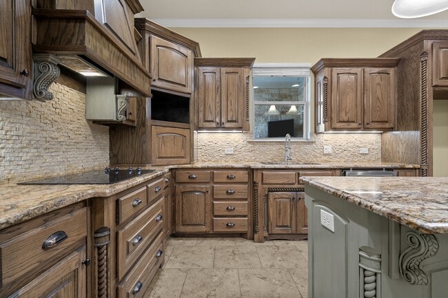 Photo - 7030 Flagstone Cir