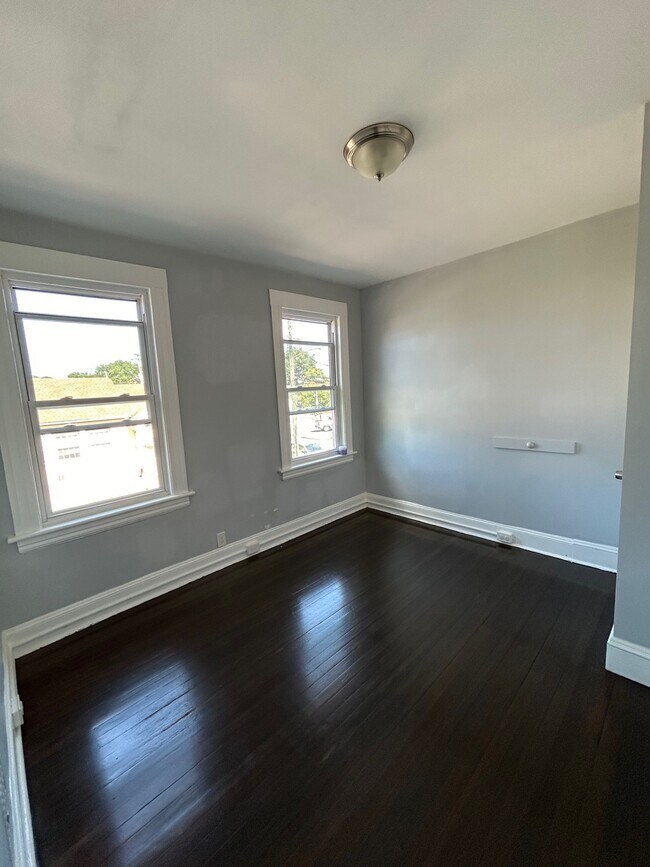 Bedroom - 26 Arlington St Unit 2