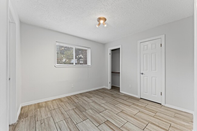 Photo - 12319 Campos Dr