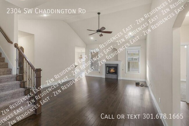Photo - 2304 SW Chaddington Rd