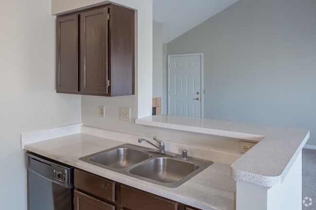 2BR, 2BA with fireplace - 1,033 SF