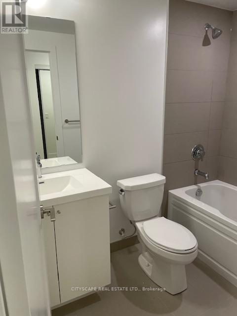 Photo - 2425 Simcoe St N Unité 1735