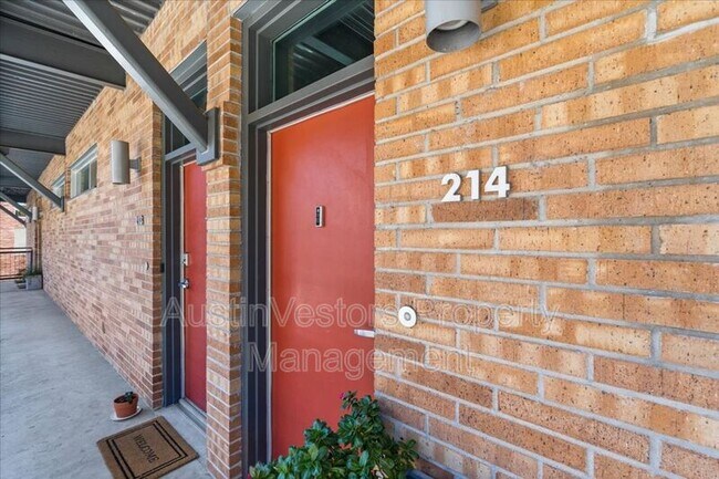 Photo - 2205 N Lamar Blvd Unidad #214