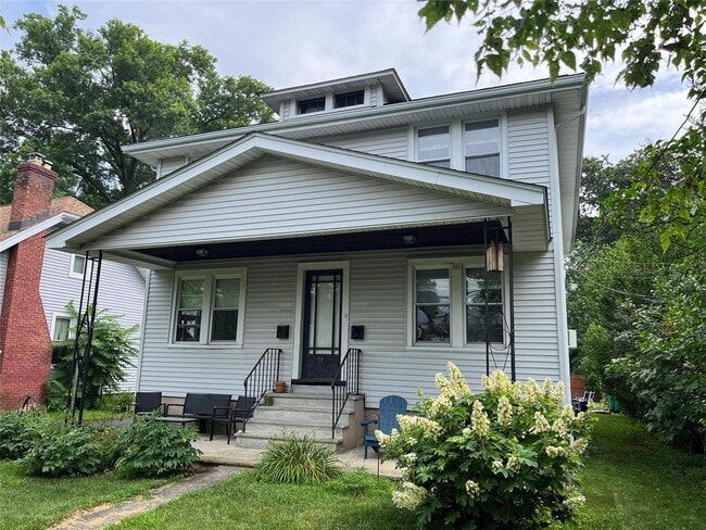 Photo - 70 Verplanck Ave Townhome