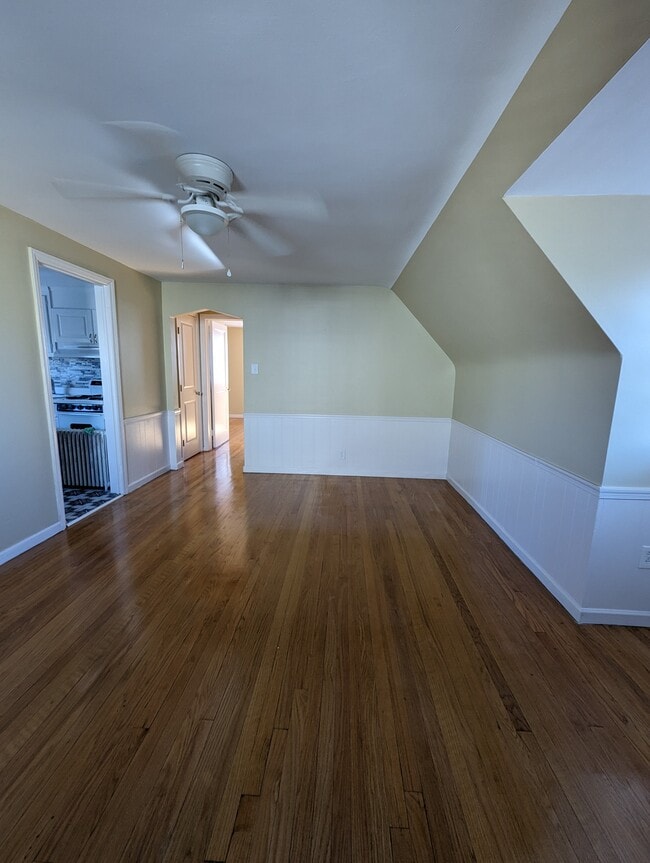 Photo - 1117 Logan Ave Unit B