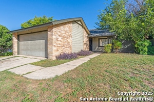 Photo - 5567 Kissing Oak St