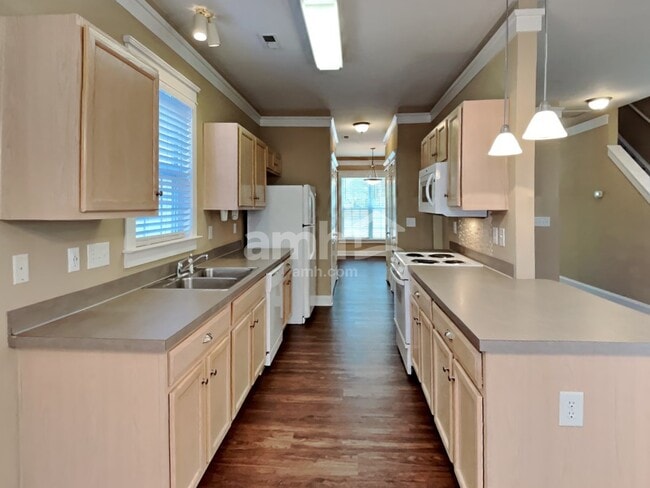 Photo - 528 Catawba Ave