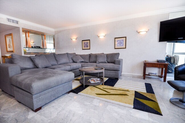 1730 Avenida Del Mundo Unit Vacation Rental