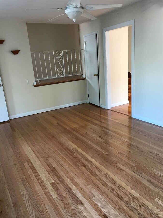 Photo - 9107 Columbia Ave