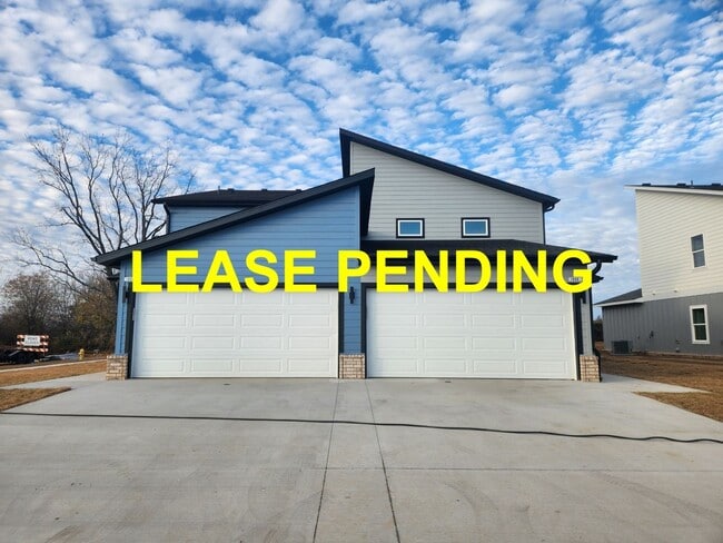 POIGAI ESTATES: BRAND NEW - POIGAI ESTATES: BRAND NEW Townhome