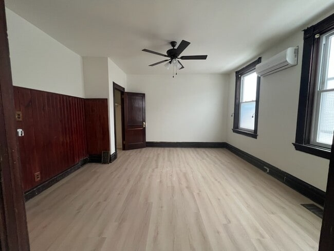 Photo - 499 E High St Unit 1