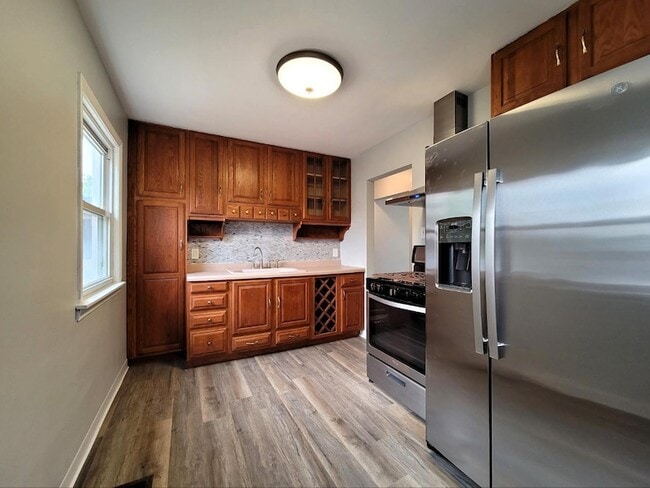 Photo - 2716 White Oak Ave