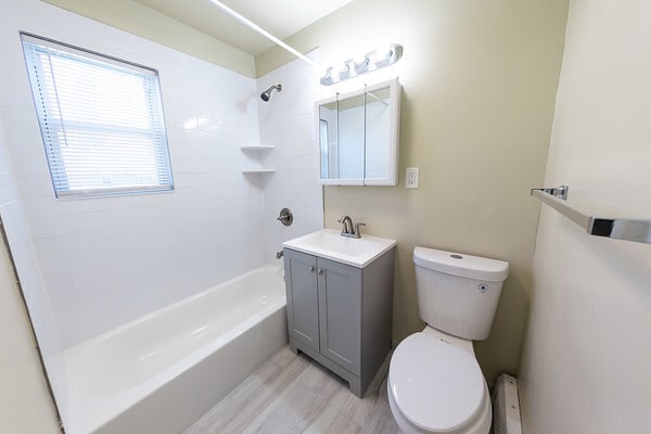 Photo - Aberdeen Arms Apartments