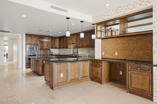7175 E Camelback Rd Unit 707