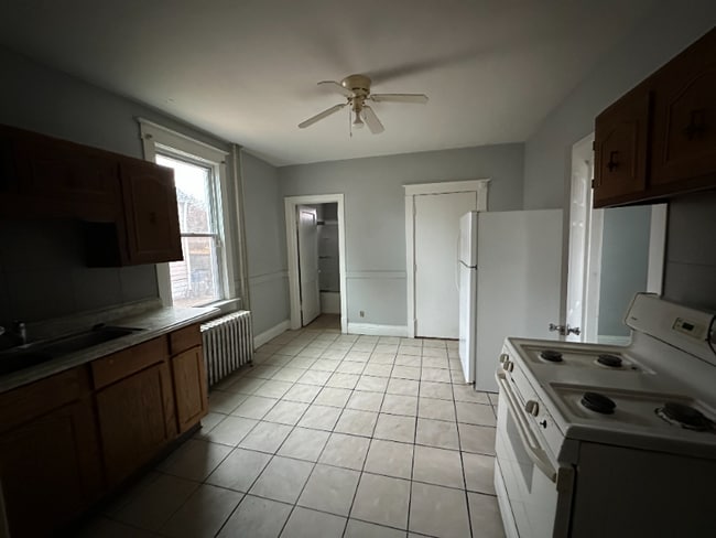 Photo - 1014 Kenwood St Unit 1