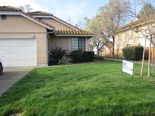 Single Family Home walking Distance to the... - Single Family Home walking Distance to the...