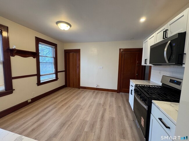 Photo - 120 Burritt Ave