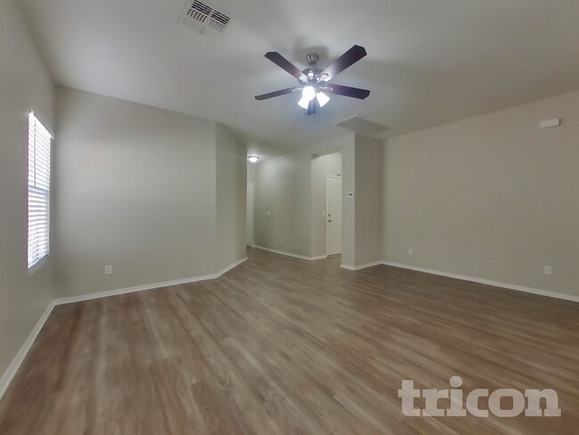 Photo - 15441 W Cameron Dr