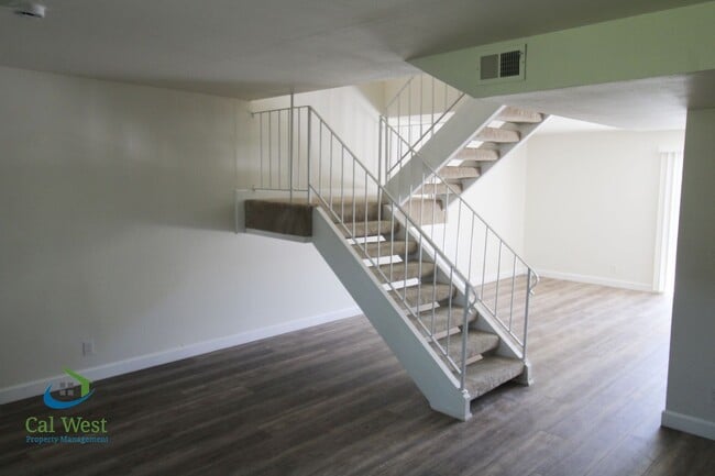 Photo - $3995 - Fully Remodeled 3Bd / 3Ba Large Townhome in Santa Teresa area - **BREAK LEASE**