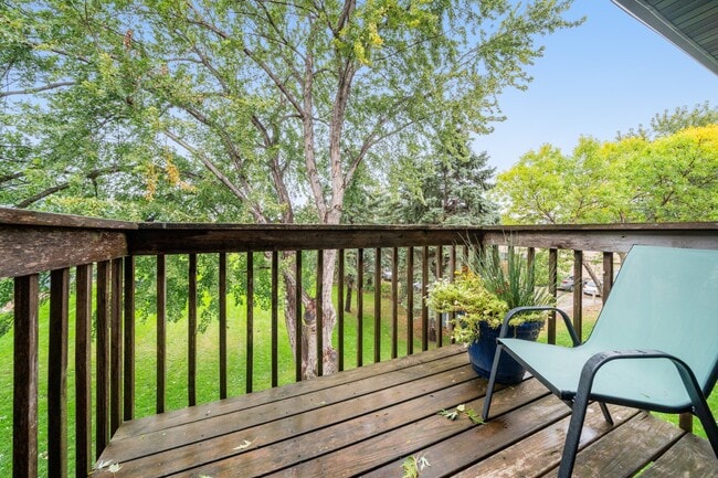 Bentwood Manor Apartments
