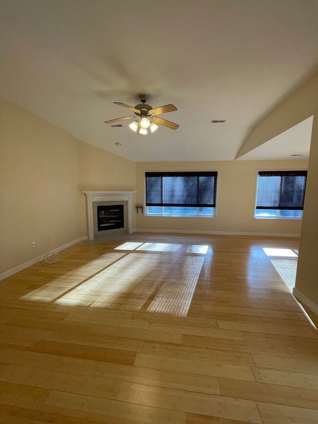 Photo - 3 bed/ 2 bath Single Family Home